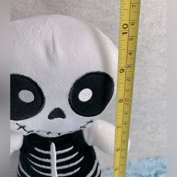 Skeleton Plush Toy - Black and White - Picture 3 of 4